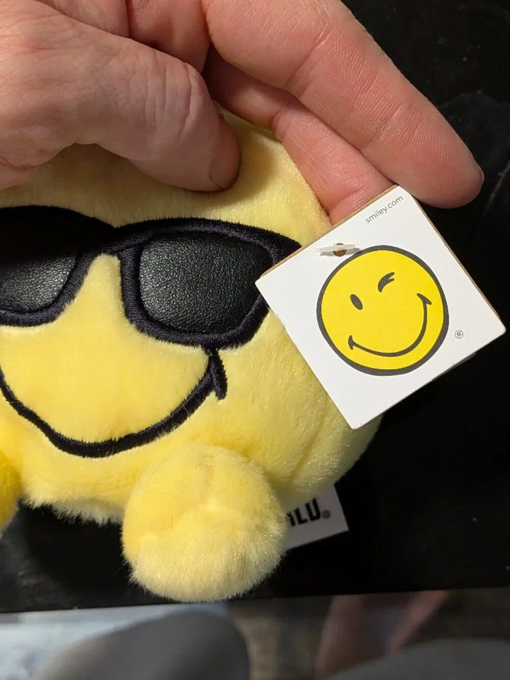 Aurora Palm Pals SmileyWorld Shades 5” Yellow Sunglasses Plush NWT